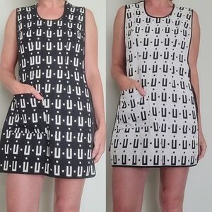 Vintage Reversible Smock Black and White Sleeveless Dress With Pockets